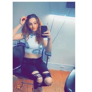 Meet your Posher, Maddi